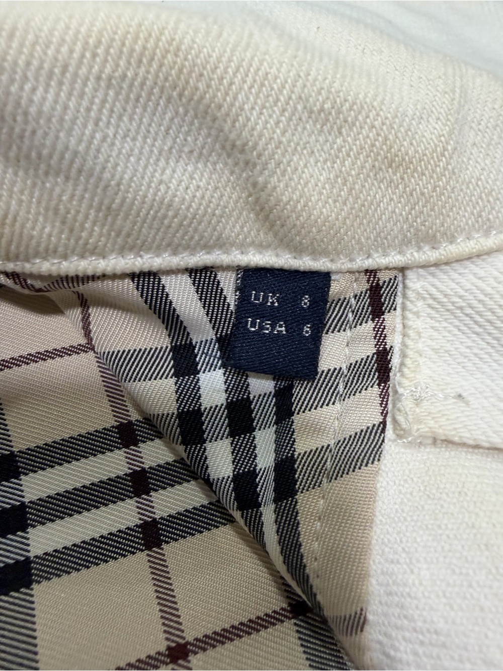 Burberry Cream Cotton Zip-Front Jean Jacket with Signature Check Cuffs - Picture 10 of 13